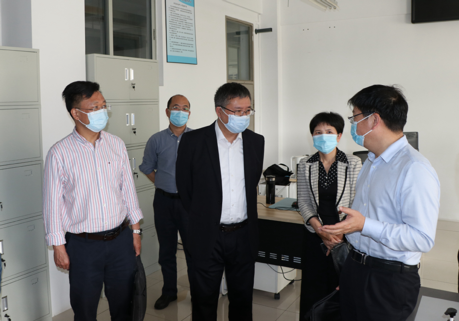 福建省人社厅副厅长温惠榕一行到我校调研人事人才工作