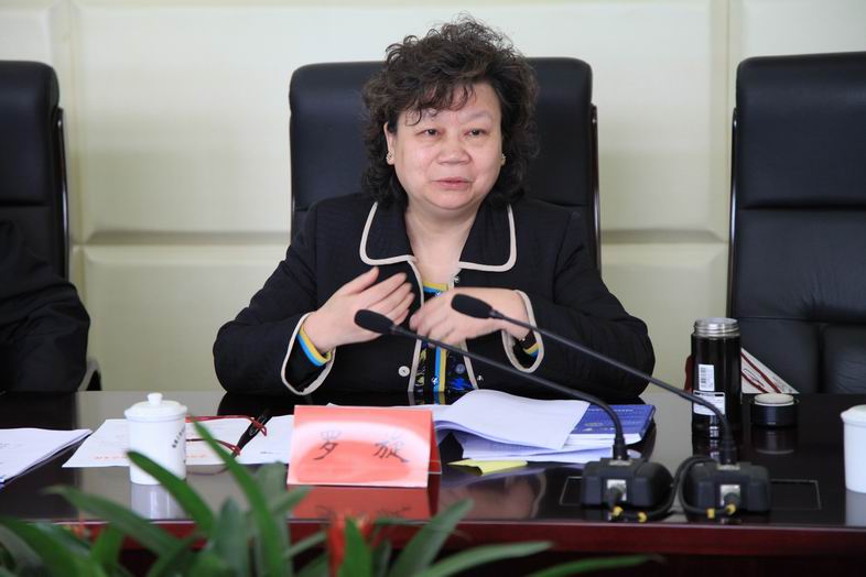 罗旋局长做热情发言